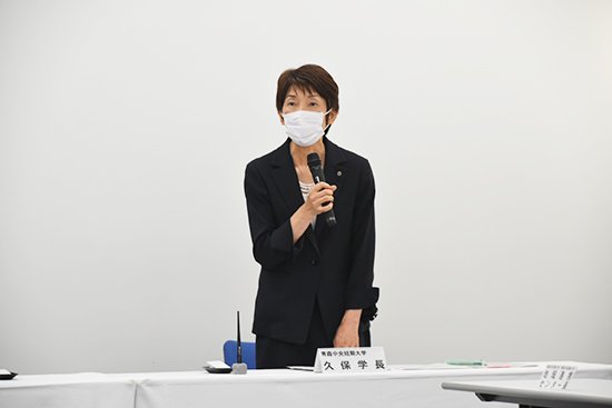 今回の連携協定は、これまでの教育の充実をさらに強め、社会教育やスポーツの振興や、青森中央短期大学では、家政などの教育を活用した学校教育の充実や、青森中央学院大学では国際交流や社会科学、保健をめざします