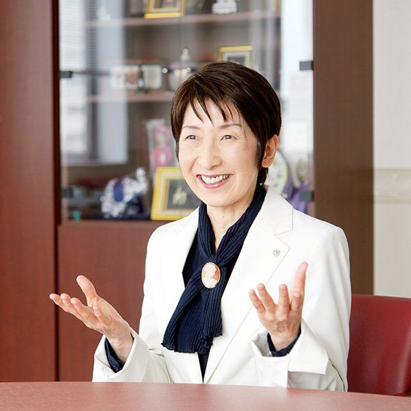 学長挨拶 青森中央短期大学 Aomori Chuo Junior College 学長挨拶 青森中央短期大学 Aomori Chuo Junior College