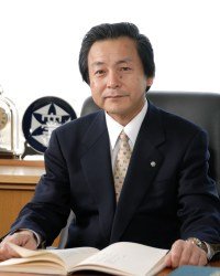 学長　久保　薫
