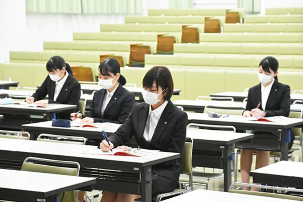 2020年度 学内企業就職説明会を開催しました