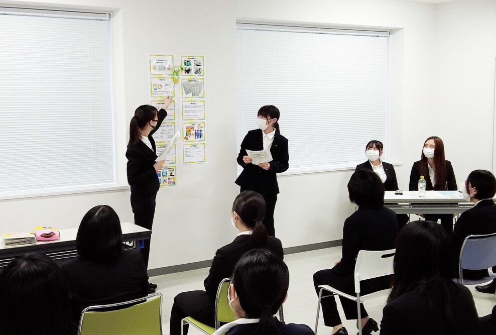 幼児保育学科51期生特別研究発表会を開催しました