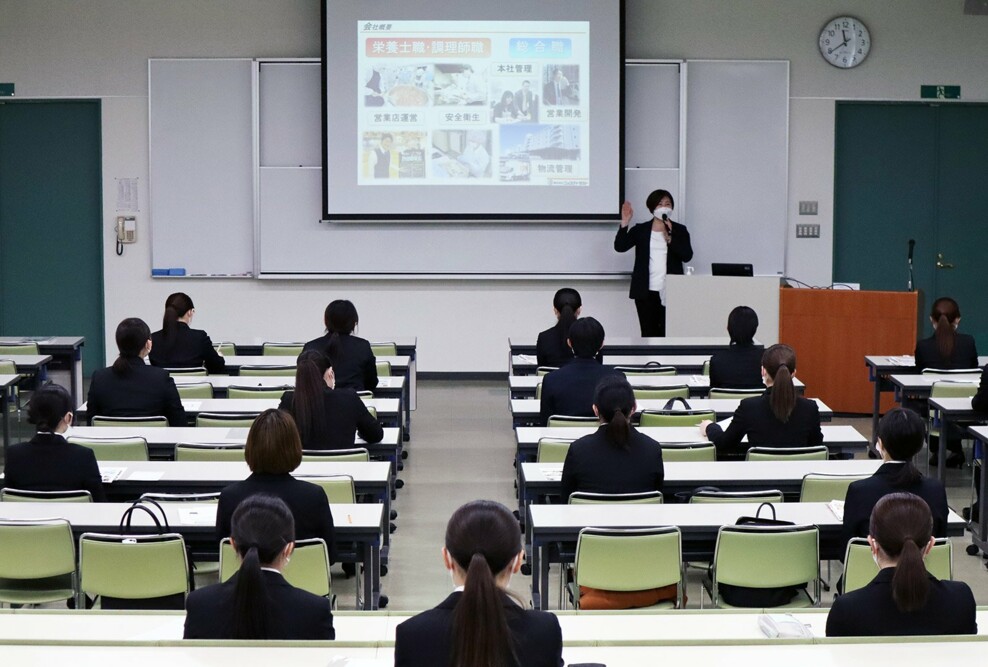 2022年度 学内企業就職説明会を開催しました