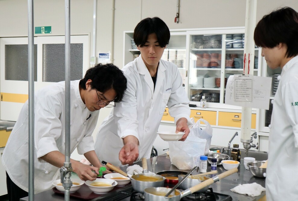 「カナガシラ＆トゲクリガニのレシピ」試食報告会を行いました