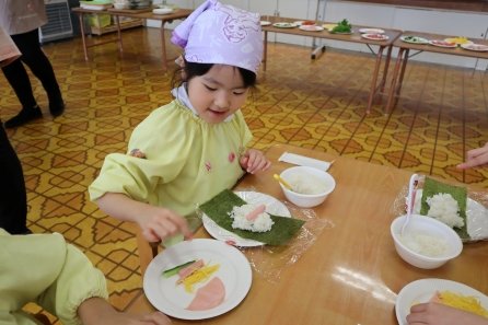 海苔で包んで完成！