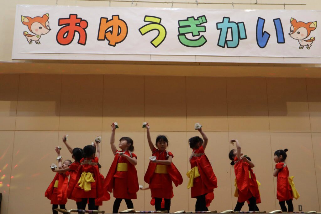 つばめ組女子によるお遊戯