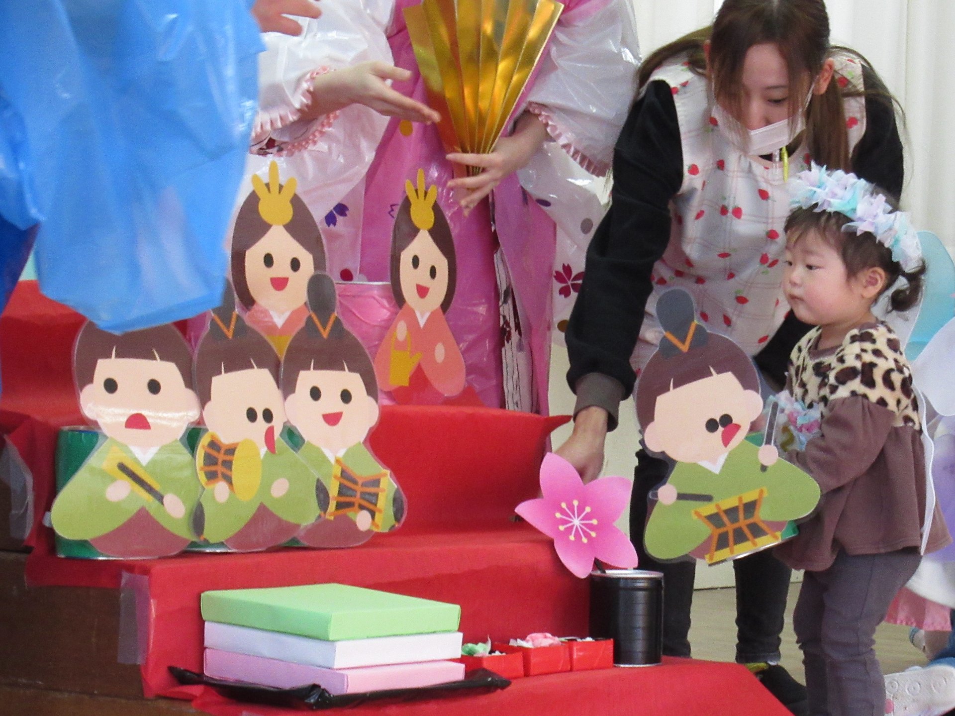 ✩３月　ひなまつり誕生会✩