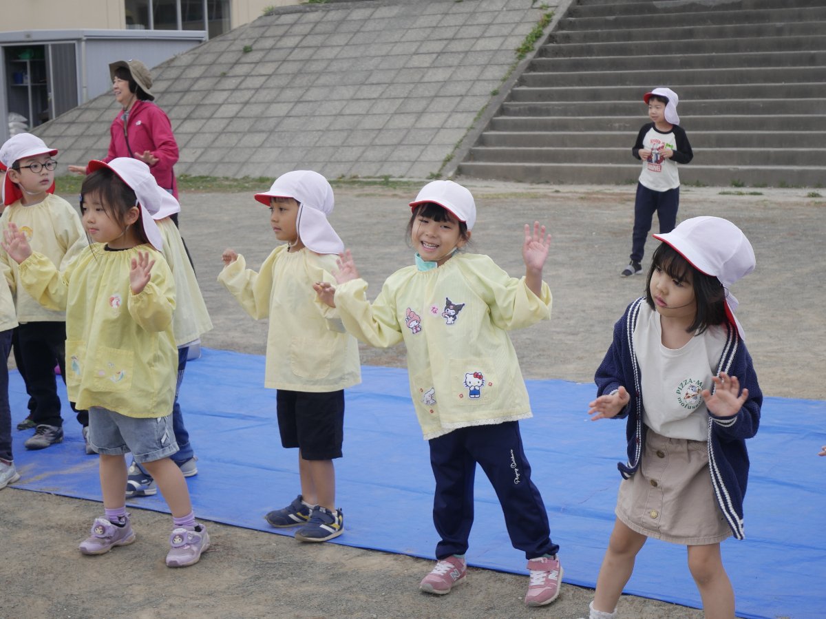横内小学校運動会総練習見学へ～幼保小連携架け橋プログラム～