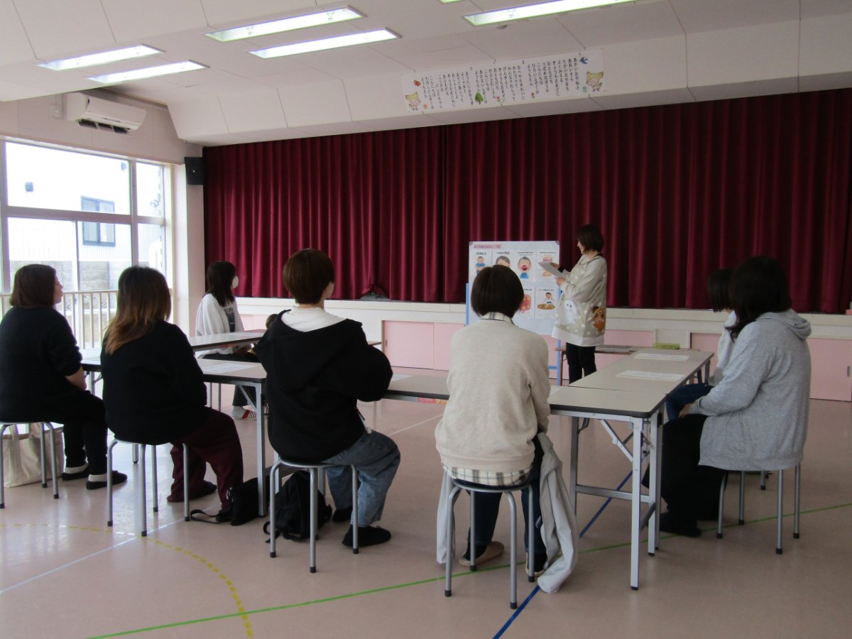 ★父母と教師の会　第一回研修会「給食試食会」★