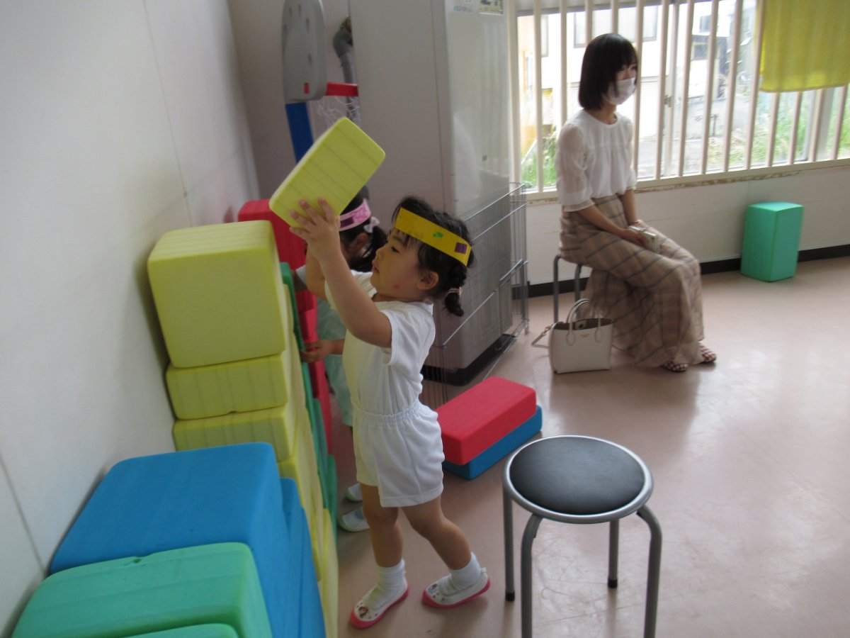 ☆３歳児（年少組）　保育参観☆　「どんなもんじゃ　にんじゃ？」　