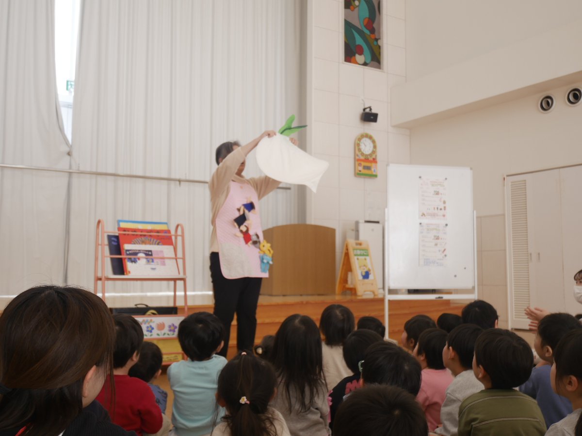 おはなし会～青森市民図書館～