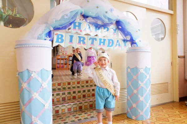 ５月　みんなでおいわい誕生会