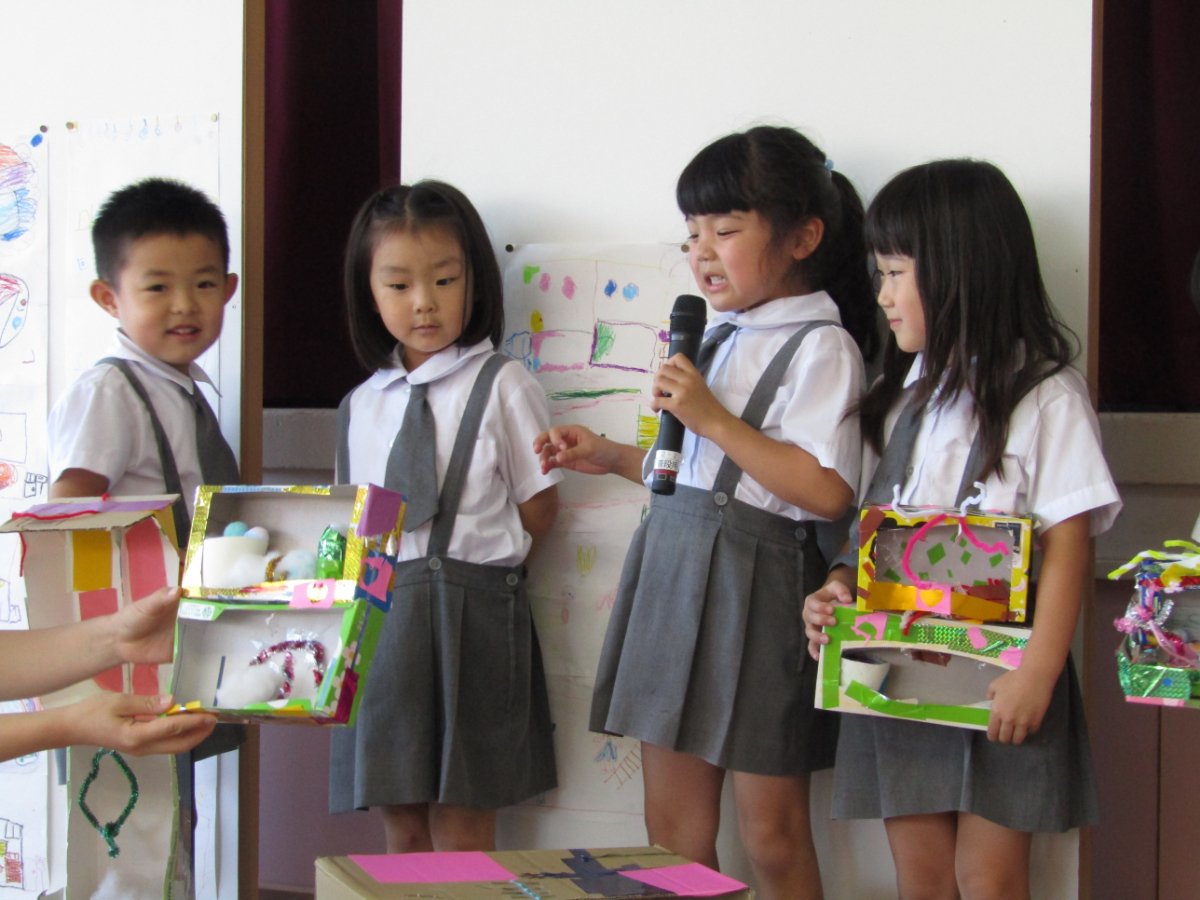 ☆４歳児　もも組保育参観　～ももぐみの１００かいだてのいえ～