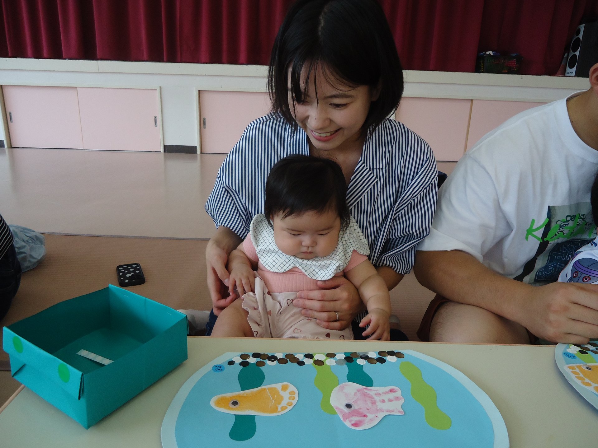 親子体験①　～「つめたい！」で遊ぼう♪～