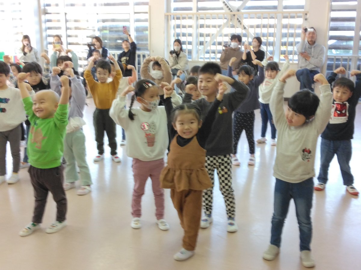 ☆年少組　保育参観☆　～タオルでいろいろあそび‼～