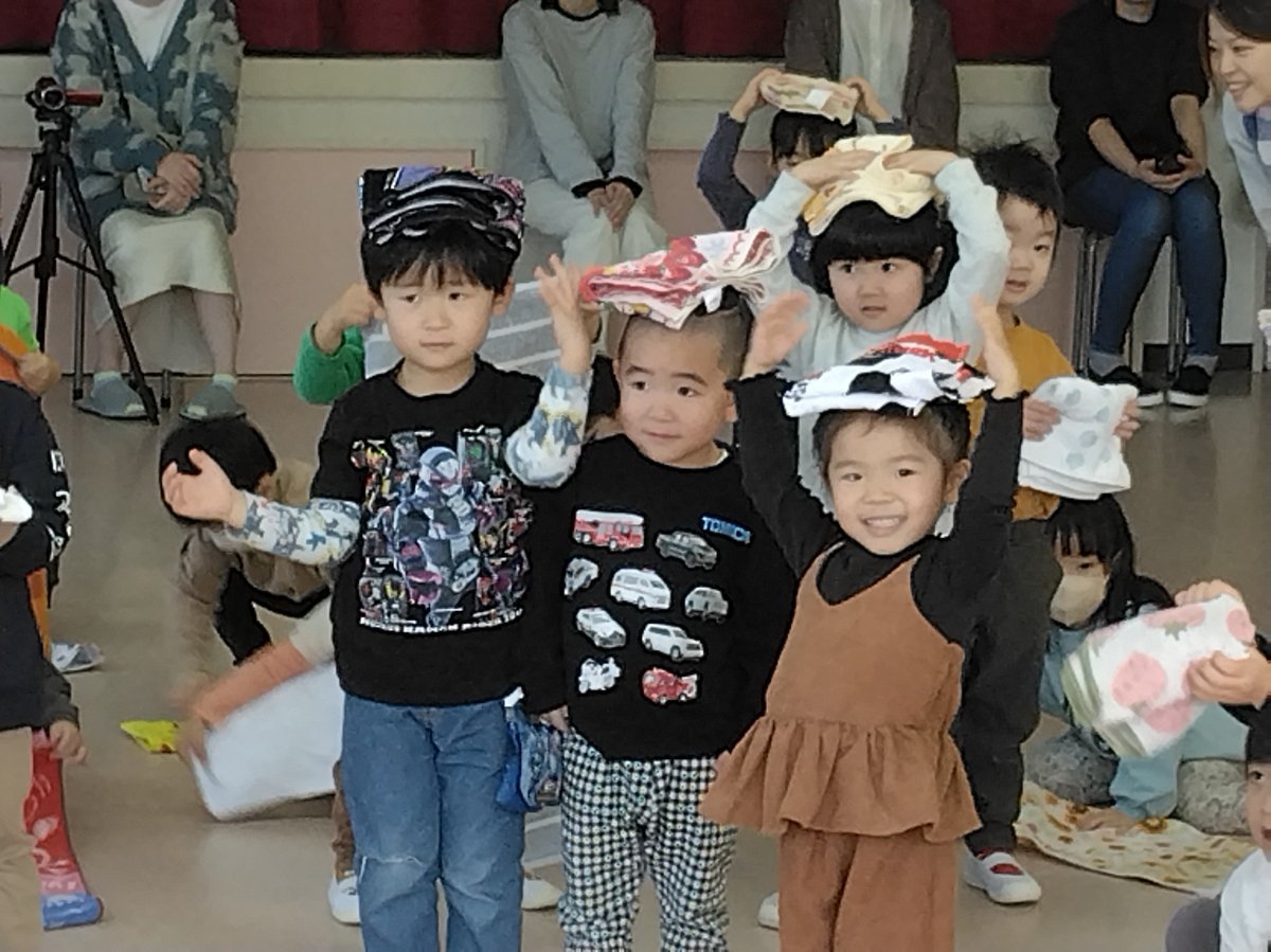 ☆年少組　保育参観☆　～タオルでいろいろあそび‼～