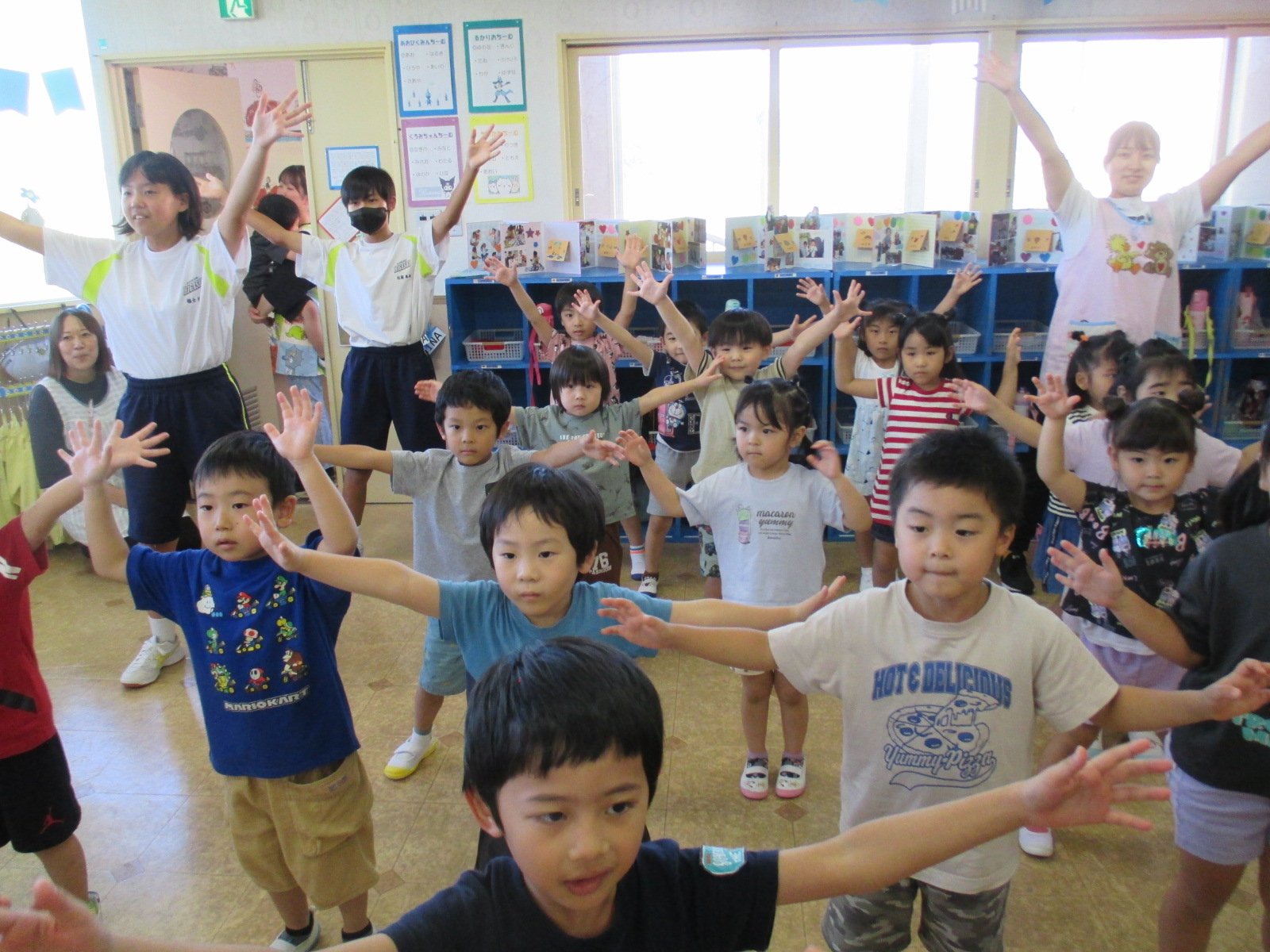 東中学校の皆さんと交流したよ！