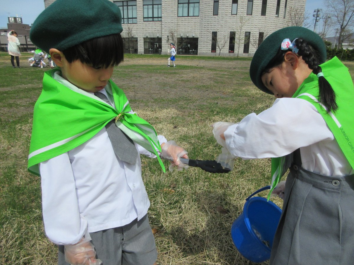 緑の幼年団　募金活動