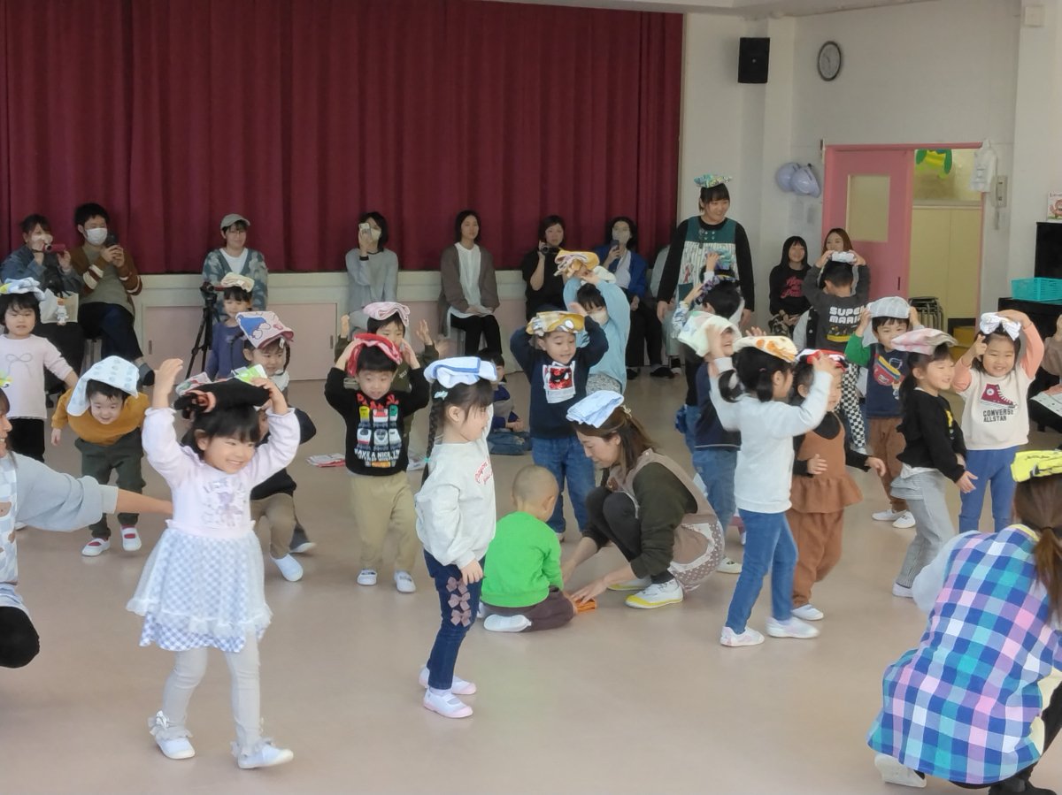 ☆年少組　保育参観☆　～タオルでいろいろあそび‼～