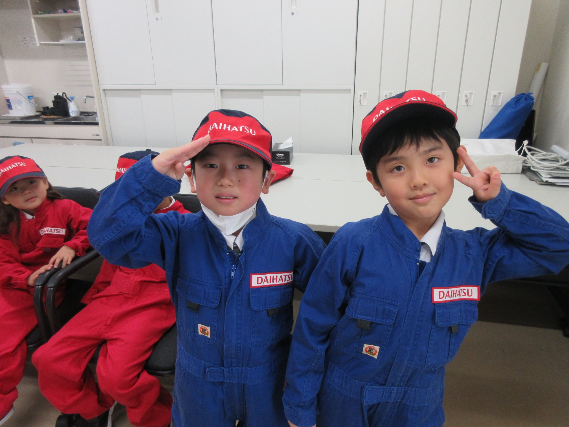 社会見学♪～ダイハツモータース～