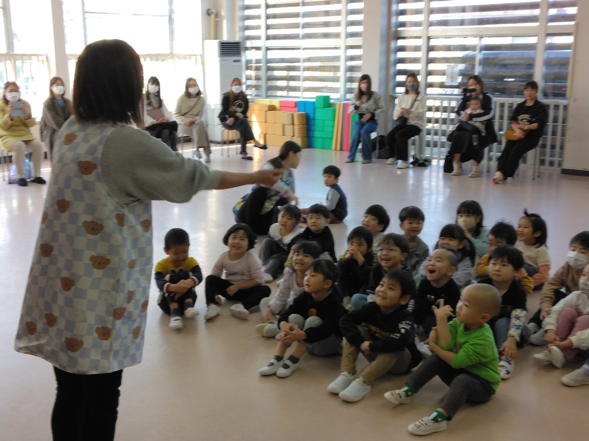 ☆年少組　保育参観☆　～タオルでいろいろあそび‼～