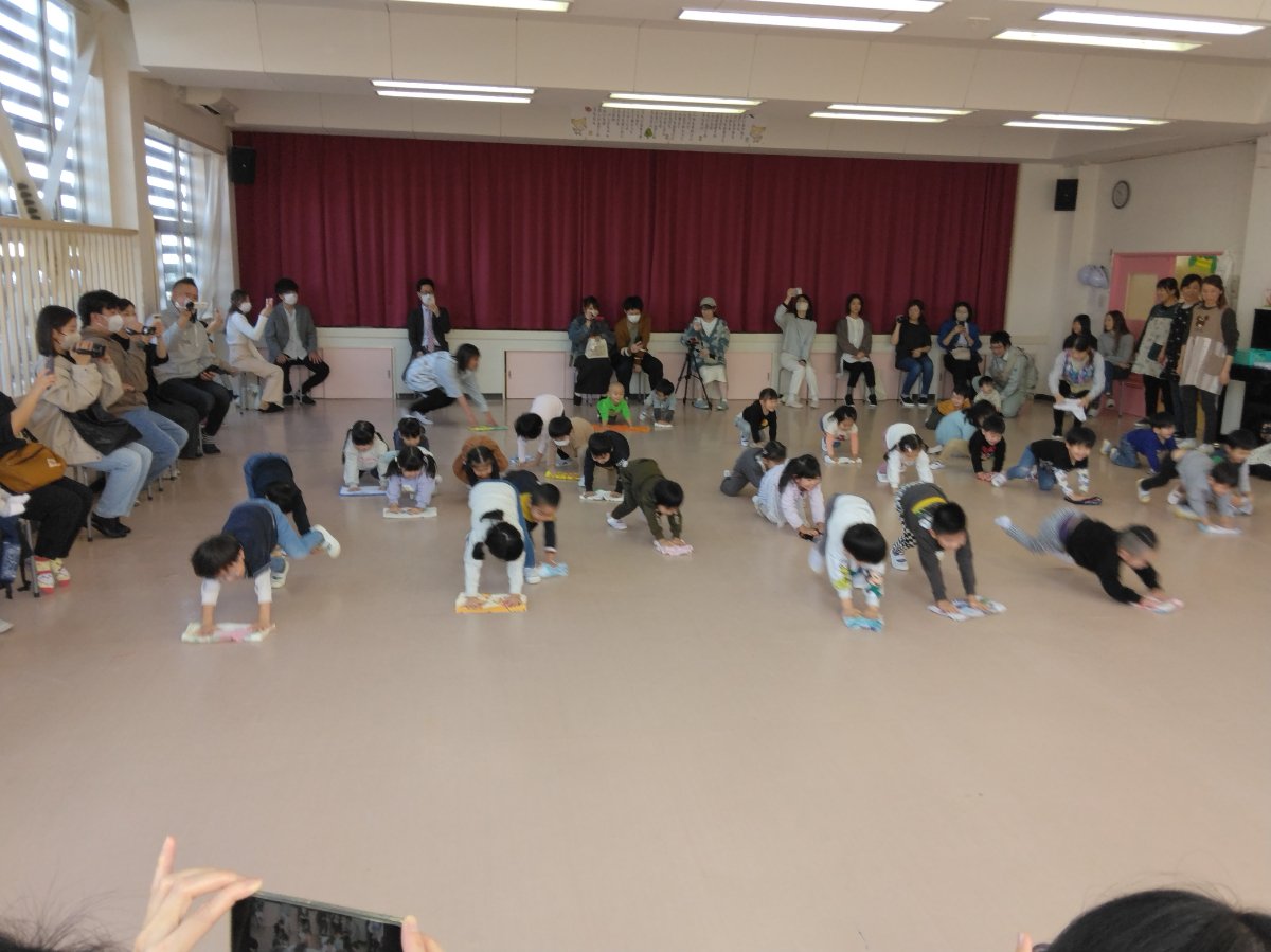 ☆年少組　保育参観☆　～タオルでいろいろあそび‼～