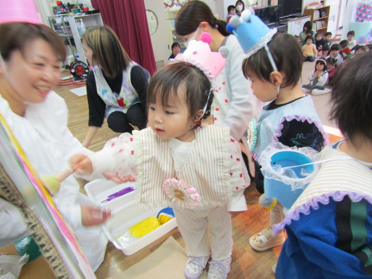 １２月お誕生会★～雪だるまと一緒にお祝いしよう！～