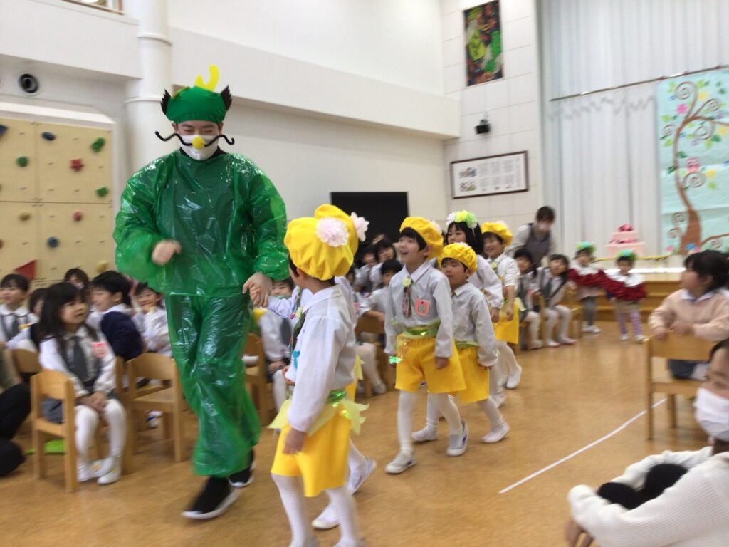 誕生児と一緒に「第一神社」に行きました