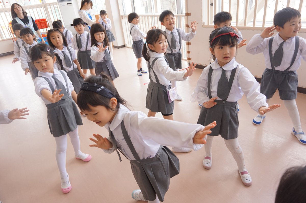 青の煌めきダンス出前講座