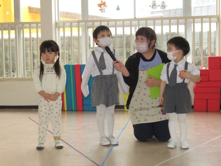 次に、代表さんに“冬休み楽しかったこと”を発表してもらいました。