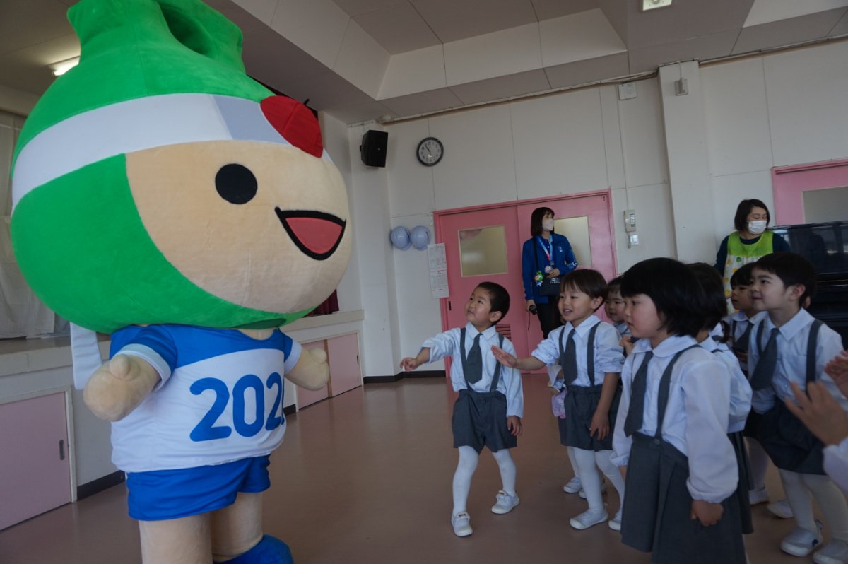 青の煌めきダンス出前講座